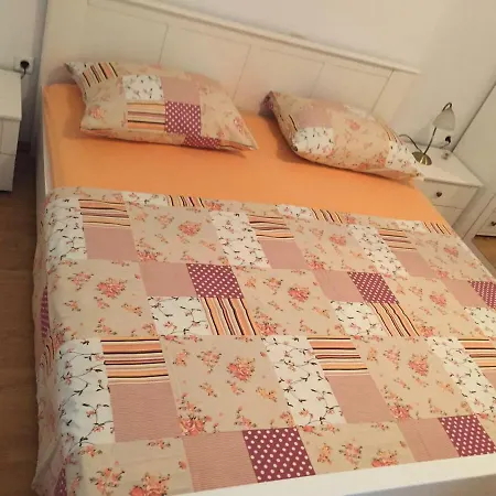 アパート Jakov *